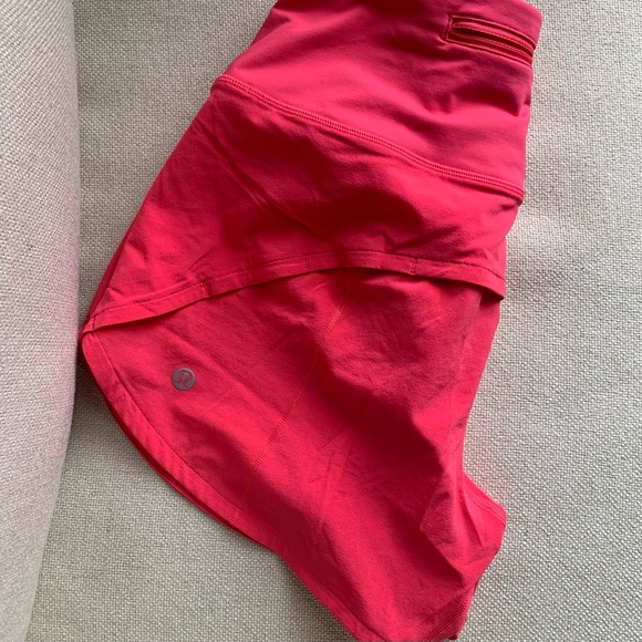 Lululemon Speed Up 4" size 2 high rise shorts - Picture 10 of 10